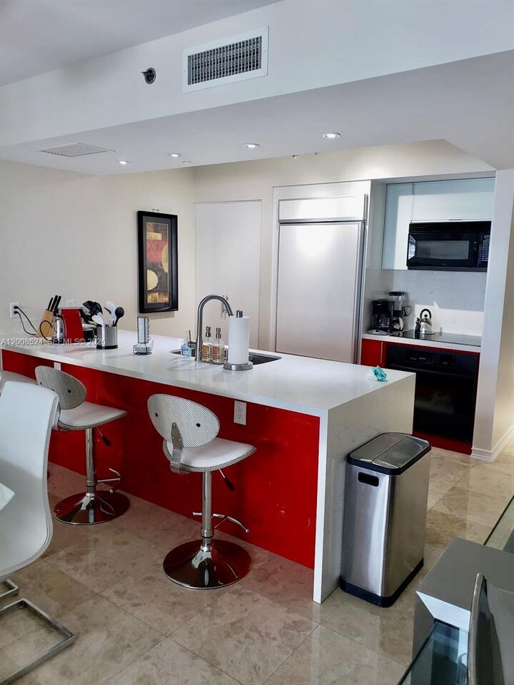 Property Photo:  1830 S Ocean Dr 3910  FL 33009 