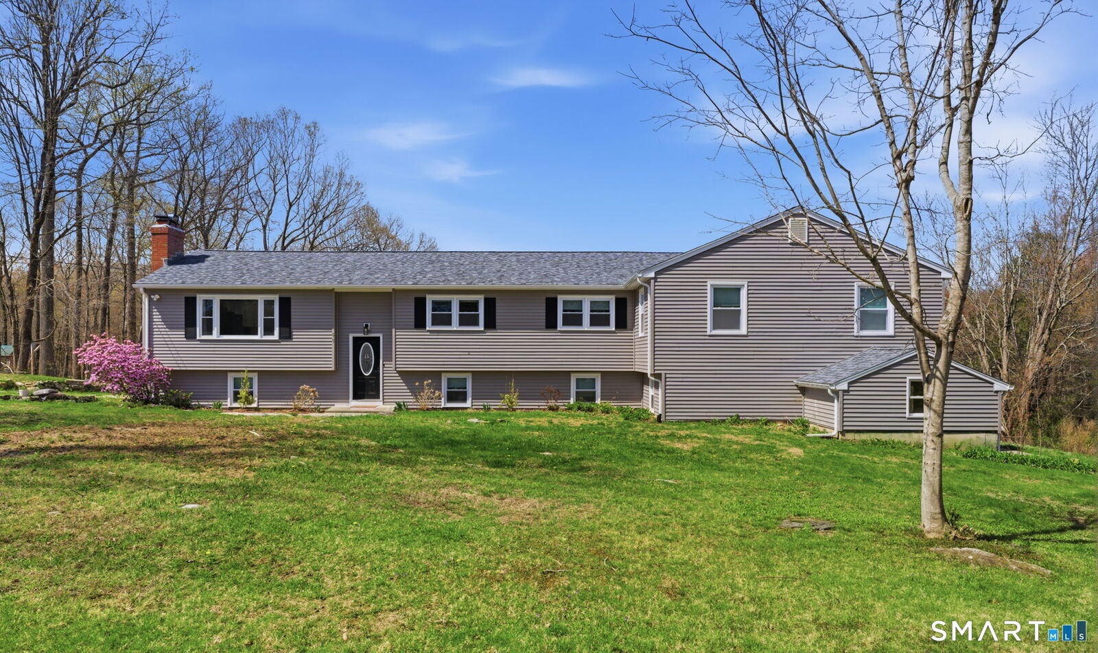 Property Photo:  99 West Chippen Hill Road  CT 06013 