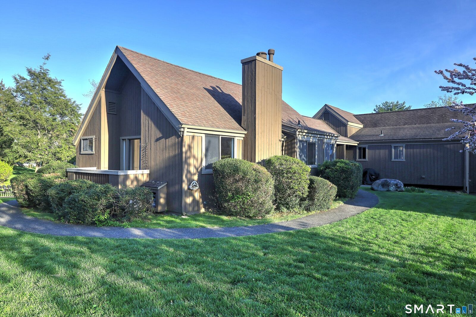 Property Photo:  619 Erie Lane B  CT 06614 