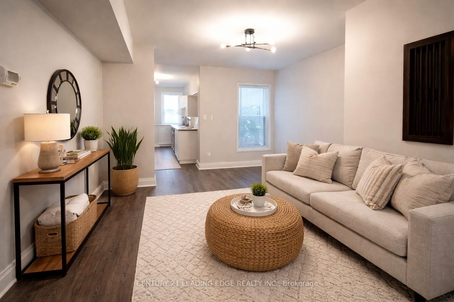 Photo de la propriété: 260 Dupont Street A ON M5R 1V7