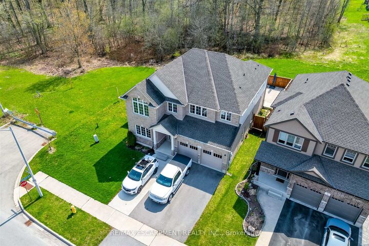 Property Photo: 1 Elderberry Road ON L2V 0E7