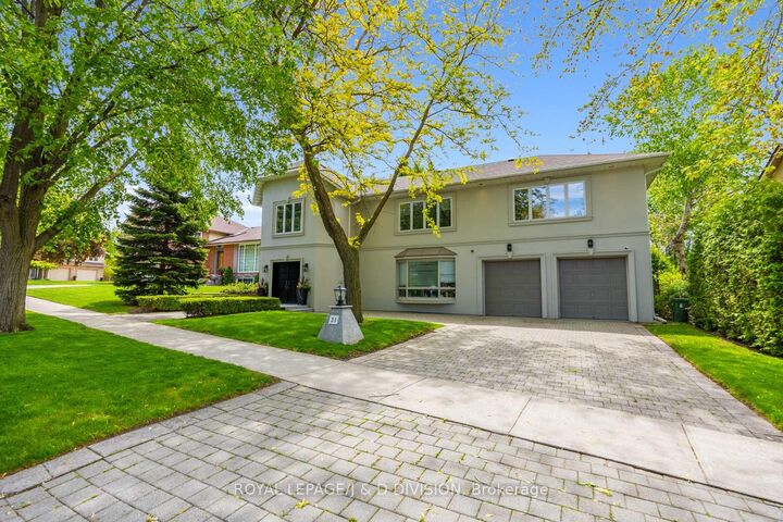 Property Photo:  31 George Henry Boulevard  ON M2J 1E3 