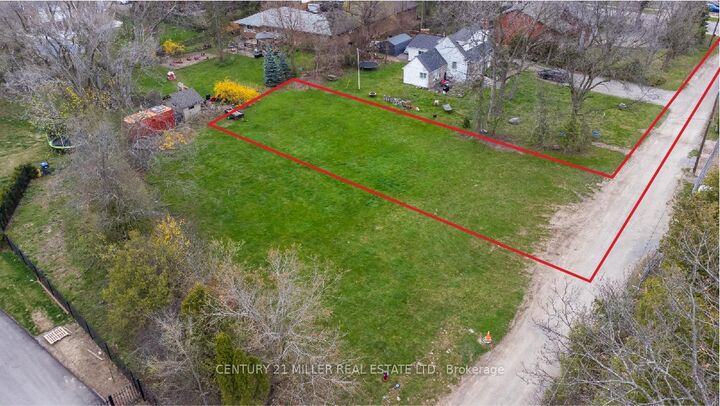 Property Photo:  1066 Sixth Line  ON L6H 1W5 