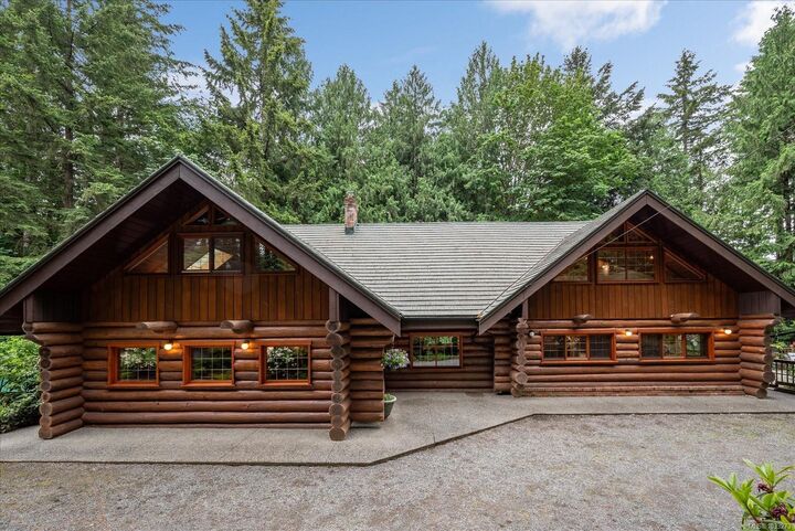 Property Photo: 1315 Spruston Rd BC V9X 1S8