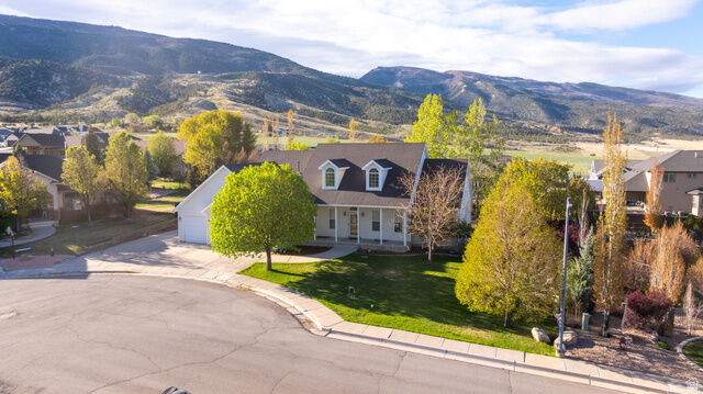 Property Photo:  814 E 1020 S  UT 84627 