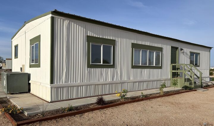 Property Photo: 9319 Victoria Circle AZ 85352