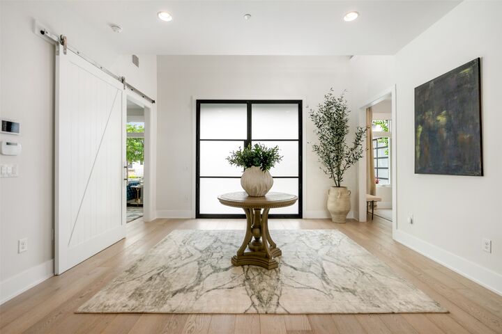 Property Photo:  901 Cypress Grove Drive  TX 78732 