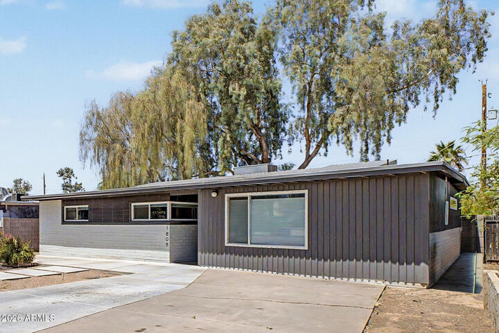 Property Photo:  1808 N 80th Place  AZ 85257 