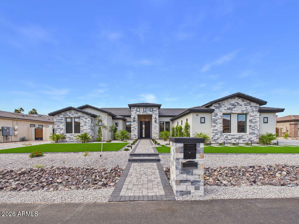 Property Photo:  18024 W Montebello Avenue  AZ 85340 