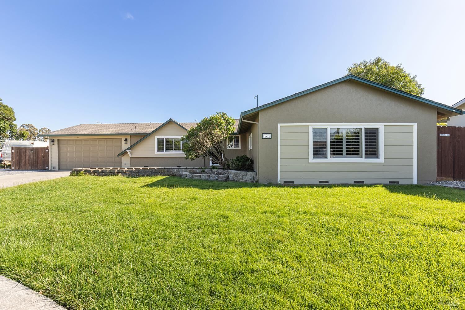 Property Photo:  373 Alma Avenue  CA 94928 