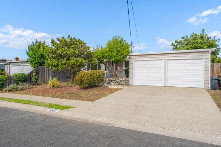 Property Photo:  1347 Rose Avenue  CA 95482 