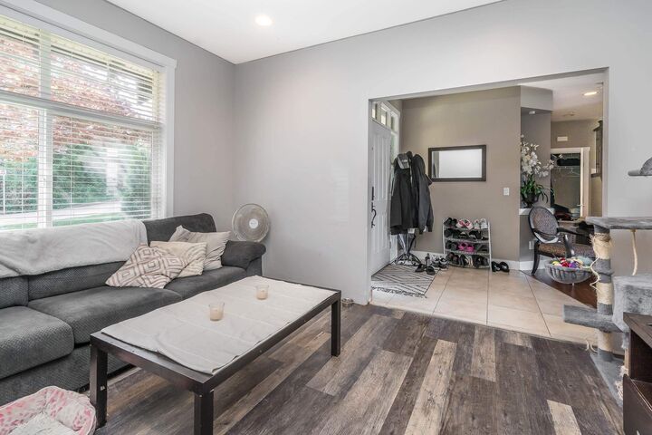Property Photo:  22843 136A Avenue  BC V4R 0B4 