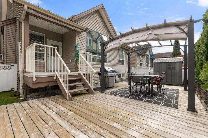 Property Photo: 6517 Lavender Place 5 BC V2R 0H5