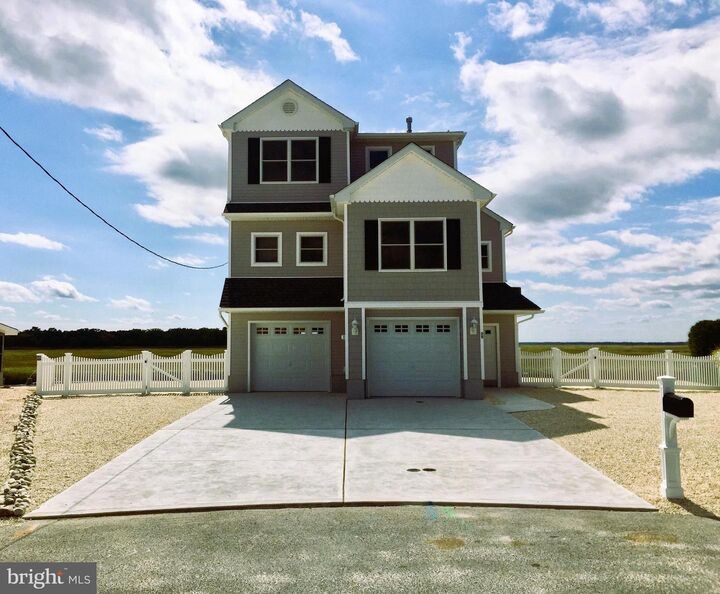 Property Photo:  29 Toms Court  NJ 08087 