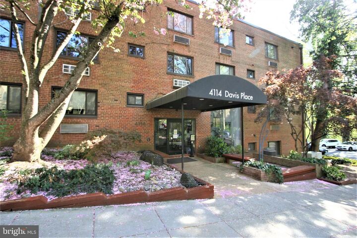 Property Photo:  4114 Davis Place NW 210  DC 20007 
