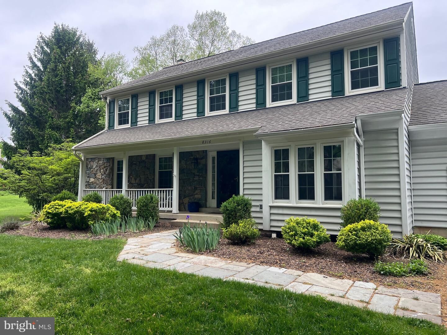 Property Photo:  8316 Frontwell Circle  MD 20886 