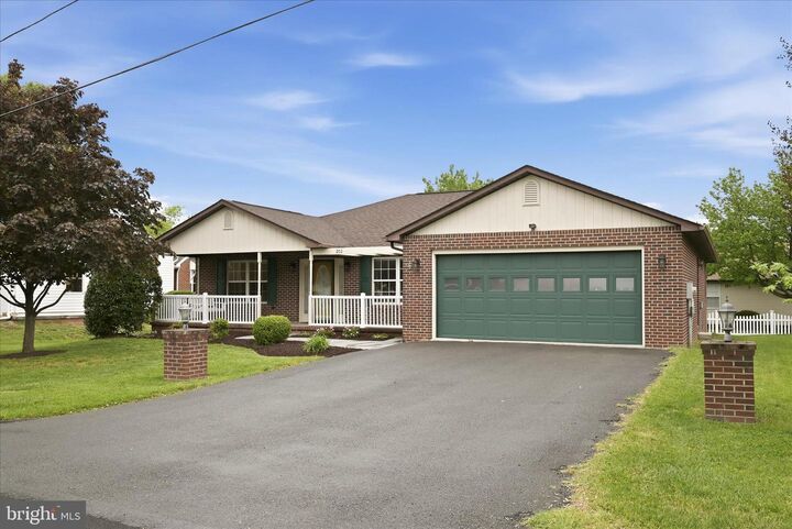 Property Photo:  202 Russelcroft Road  VA 22601 