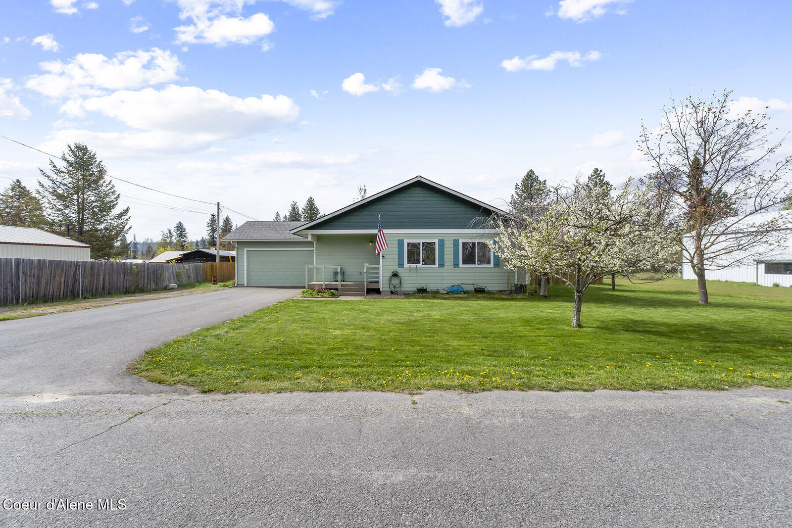Property Photo:  372 Glidden Ave  ID 83856 