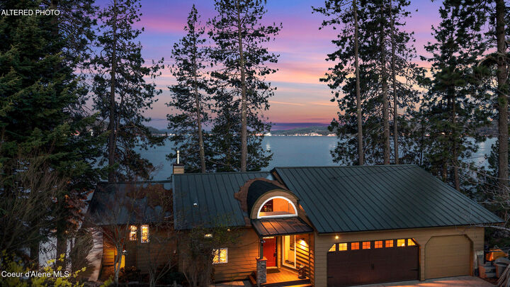 Property Photo: 428 E Beachhouse Ln ID 83833