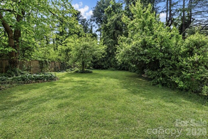 Property Photo:  235 N Race Street  NC 28677 