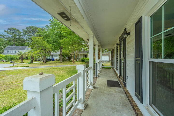 Property Photo:  977 Mooring Drive  SC 29412 