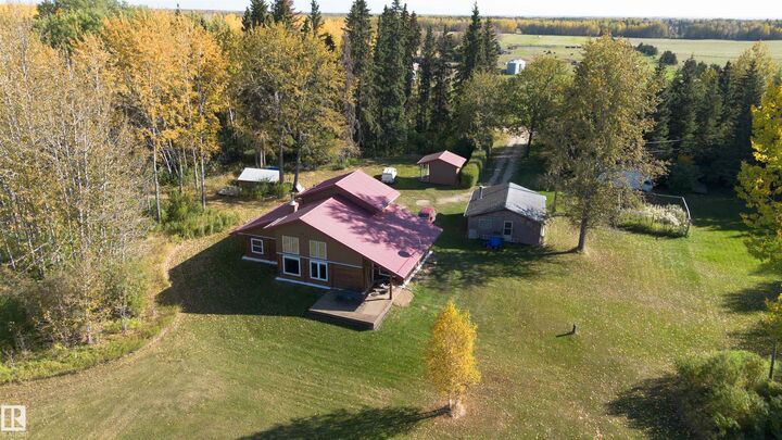 Property Photo: 63218 Range Road 254 AB T0G 0S0