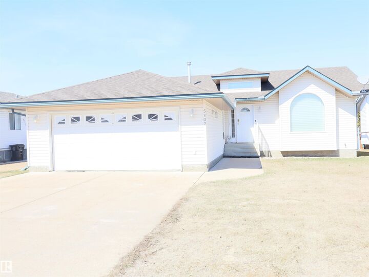 Property Photo: 5802 52 Avenue AB T7N 1N6