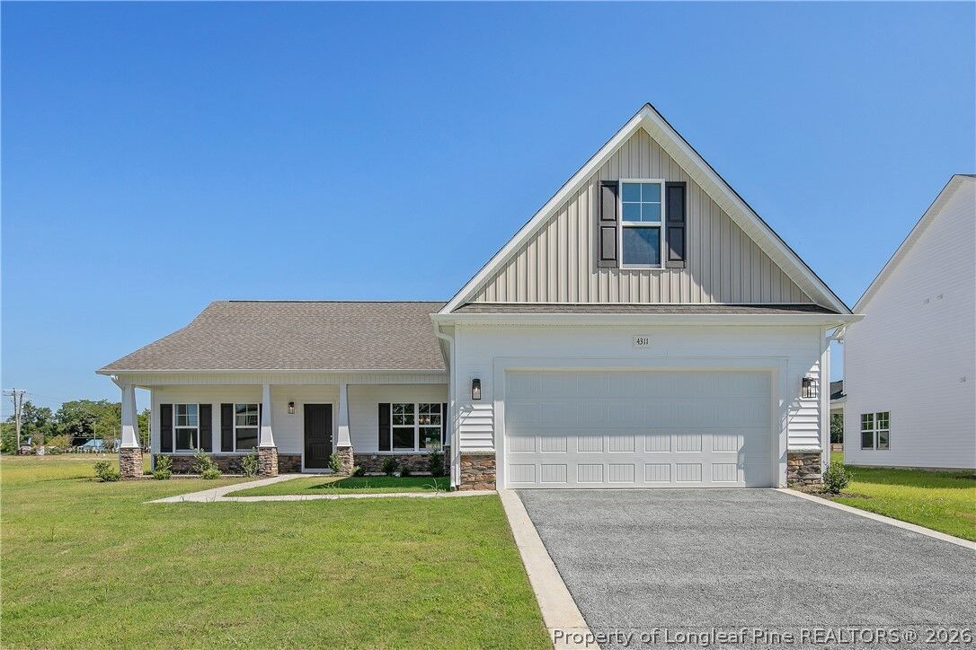 Property Photo: 4311 Kirkhill Court NC 28395