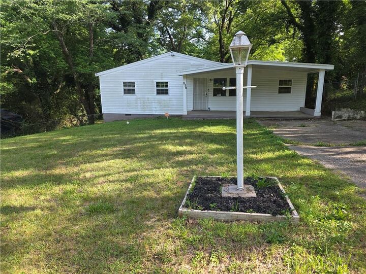 Property Photo:  979 Billings Avenue SE  GA 30315 
