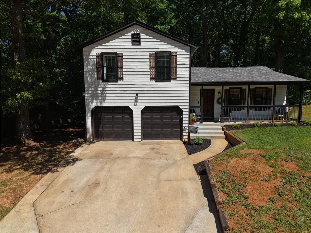 Property Photo:  5438 Martins Crossing Road  GA 30088 