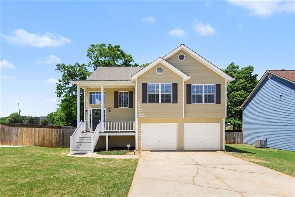 Property Photo:  600 Nine Oaks Court  GA 30180 