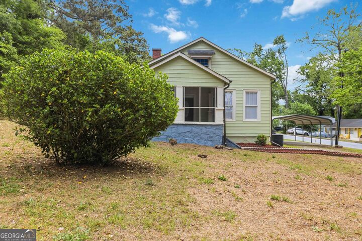 Property Photo:  302 Fayetteville Road  GA 30236 