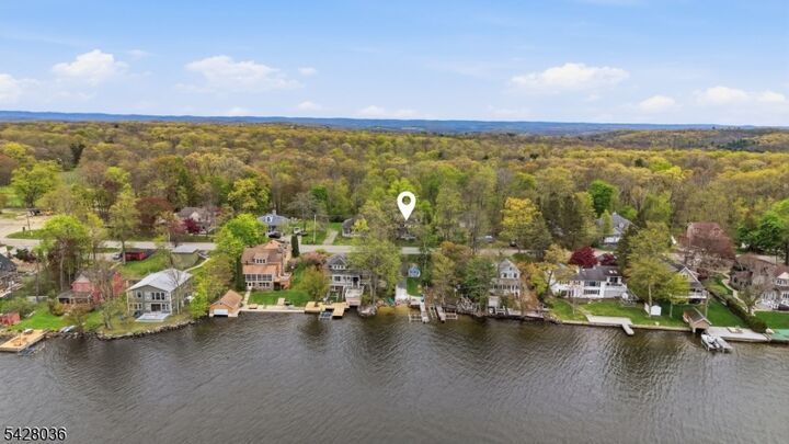 Property Photo:  113 E Shore Culver Rd  NJ 07826 