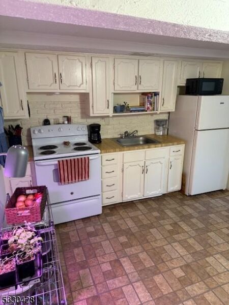 Property Photo:  632 Brooklyn Mountain Rd  NJ 07843 