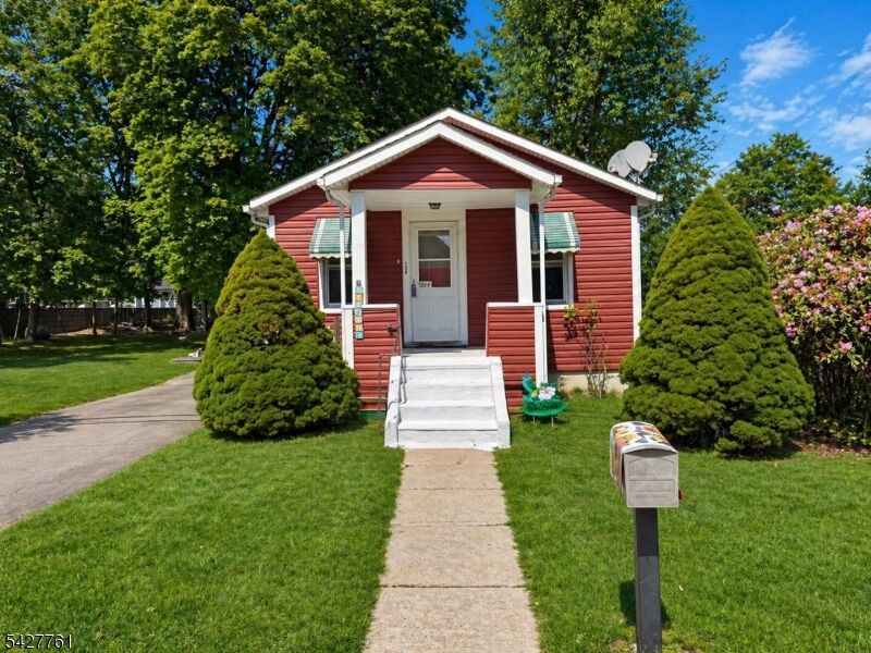 Property Photo:  124 Central Ave  NJ 07508 