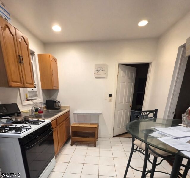 Property Photo:  93 Raymond Ave  NJ 07062 