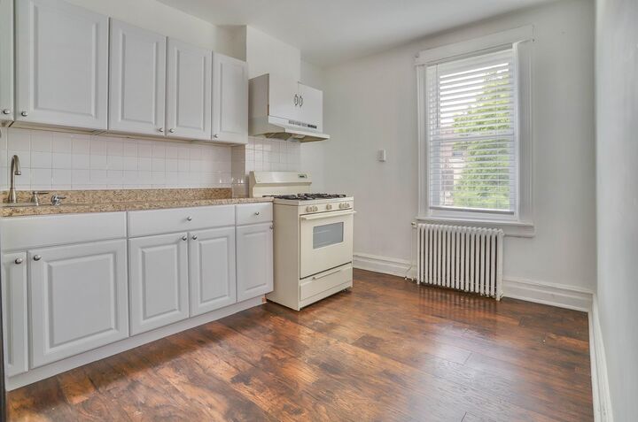 Property Photo:  117 57th St 2  NJ 07093 