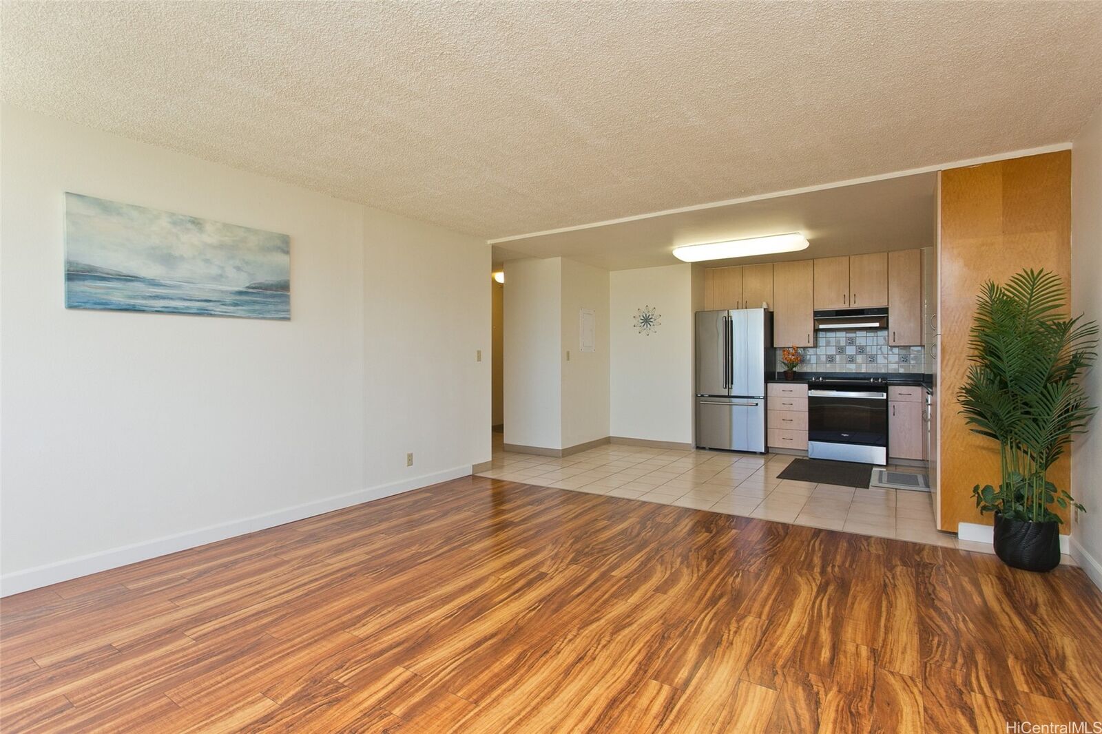 Property Photo:  55 S Kukui Street D1714  HI 96813 