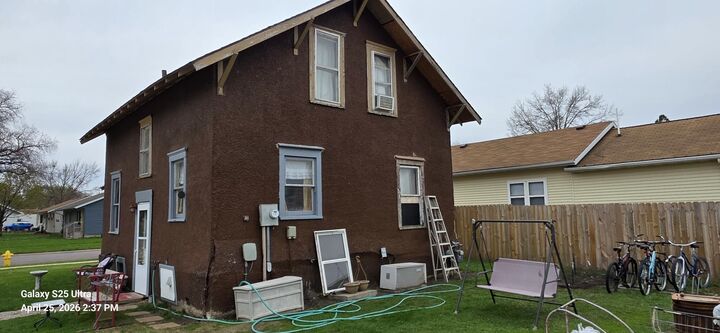 Property Photo:  425 E 12th Streets  IA 51301 