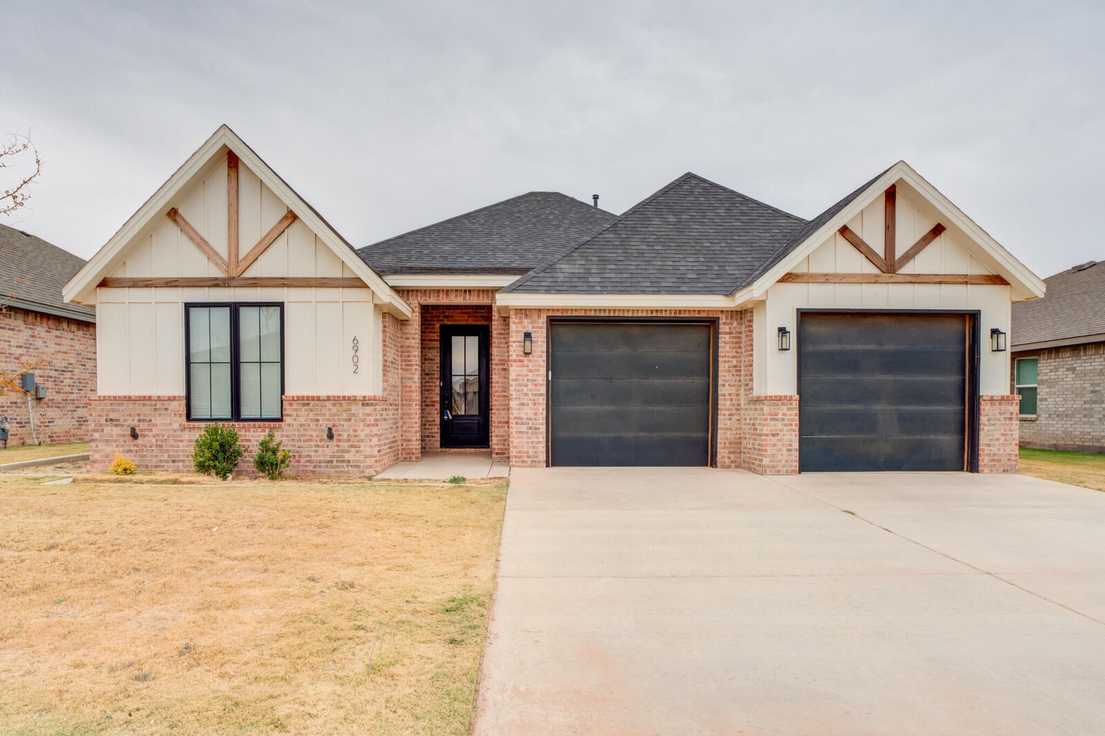Property Photo: 6902 55th Street TX 79407