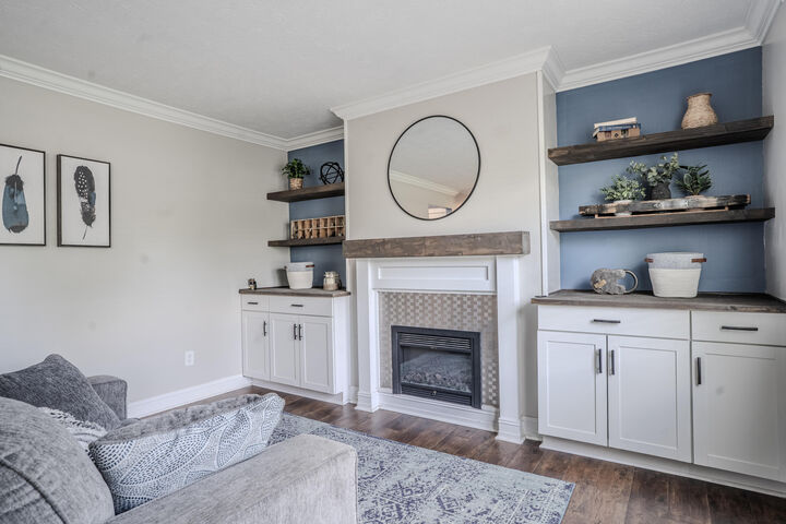 Property Photo:  332 Farmers Lane  KY 40601 
