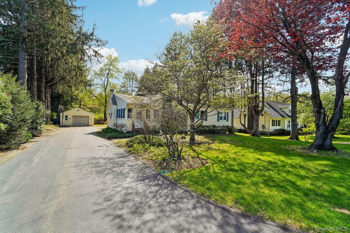 Property Photo:  30 Pine Lane  NY 10956 