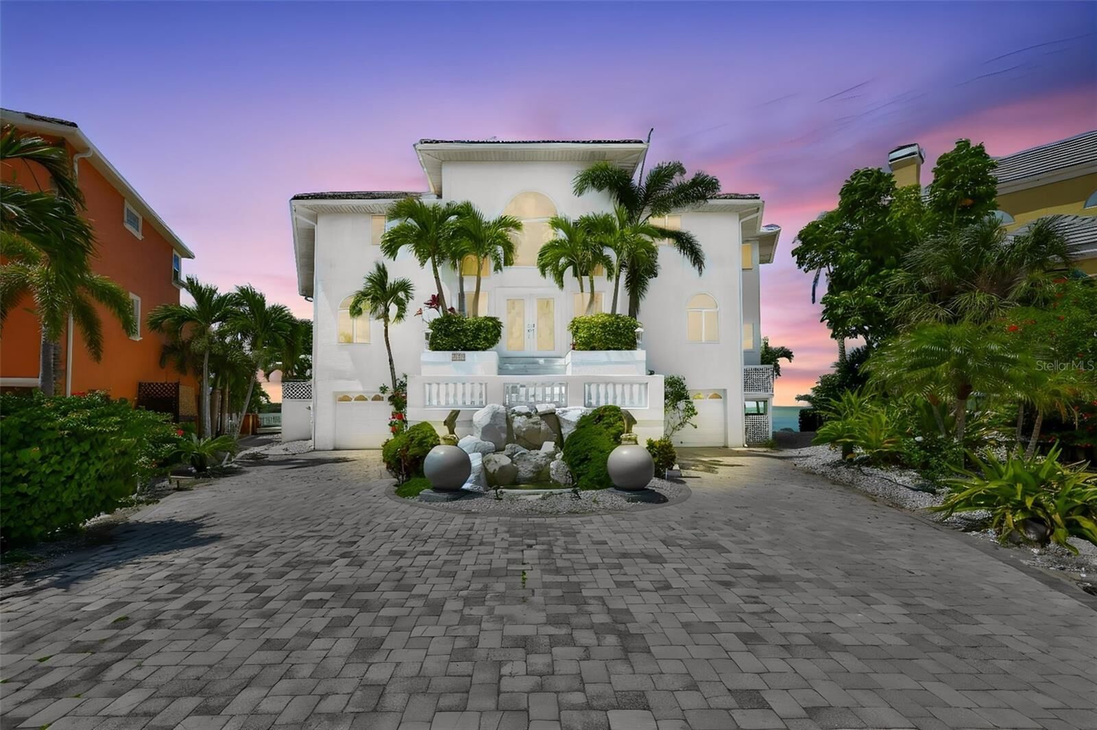 Property Photo:  1021 Symphony Isles Boulevard  FL 33572 