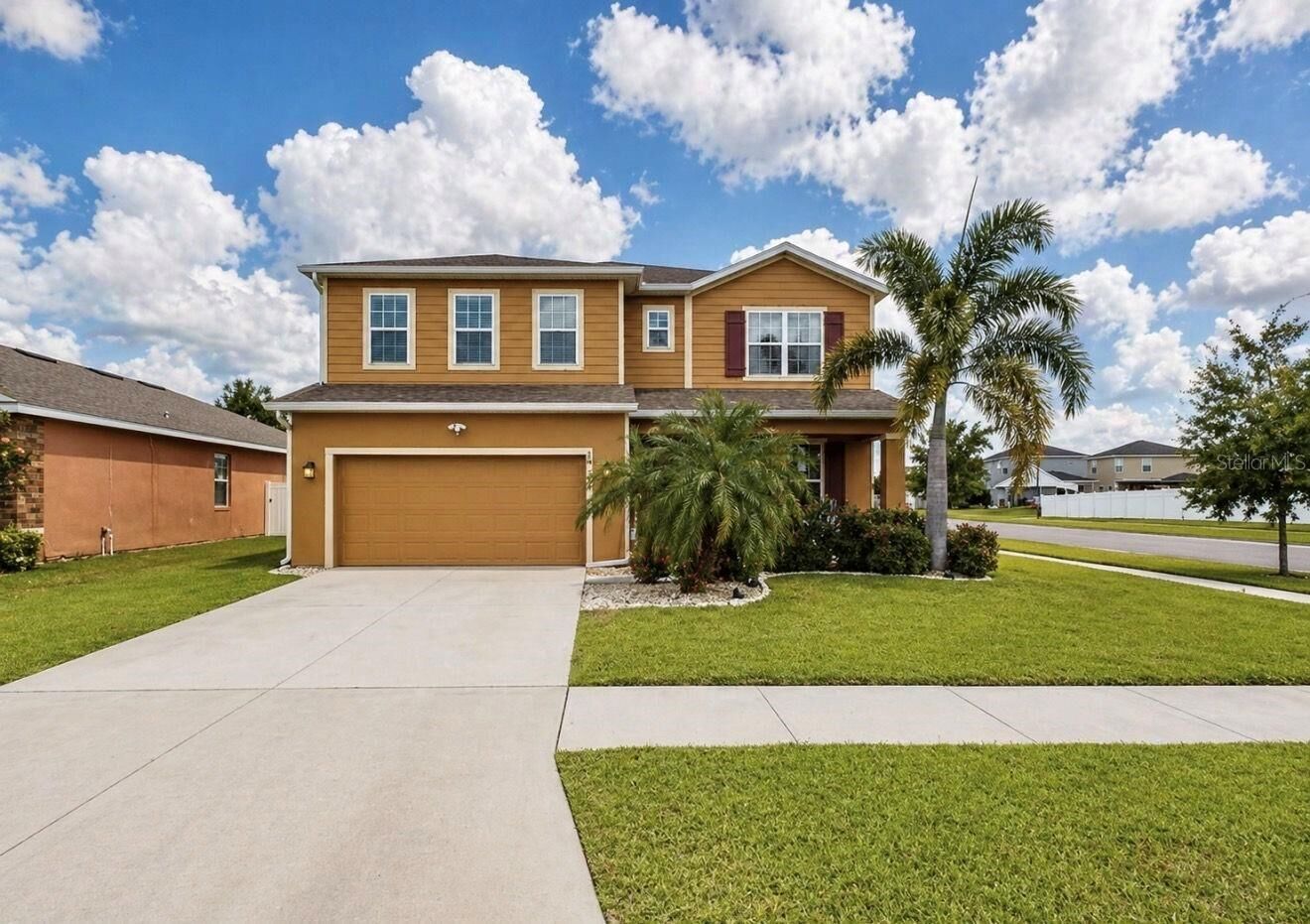 Property Photo:  14146 Poke Ridge Drive  FL 33579 