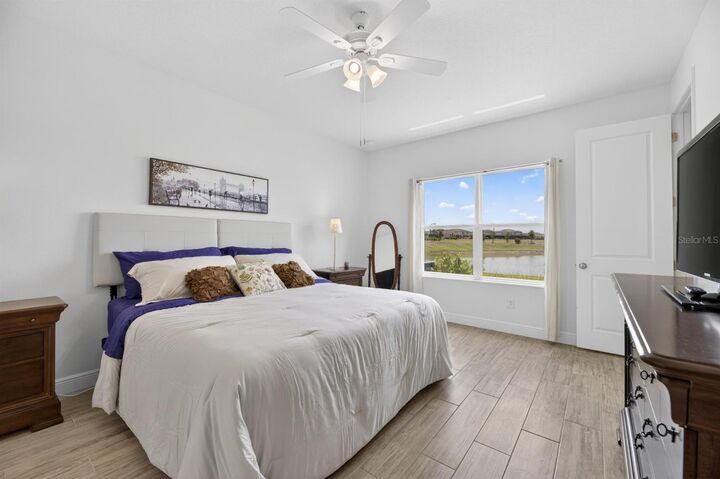 Property Photo:  6081 Hidden Branch Drive  FL 33572 