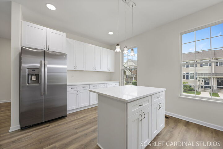 Property Photo:  169 Lakeshore Drive  IL 60543 