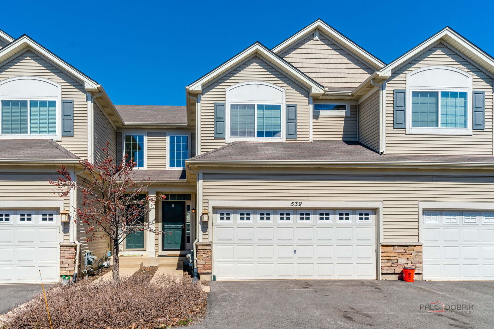 Property Photo:  532 S Jade Lane  IL 60073 