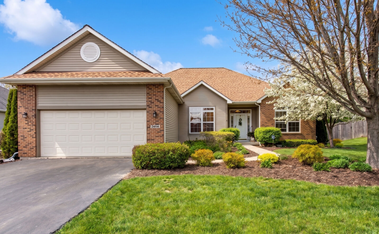 Property Photo:  3624 Creekside Court  IL 60096 