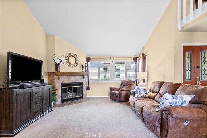 Property Photo:  1490 Decanso Street 6  CA 93405 