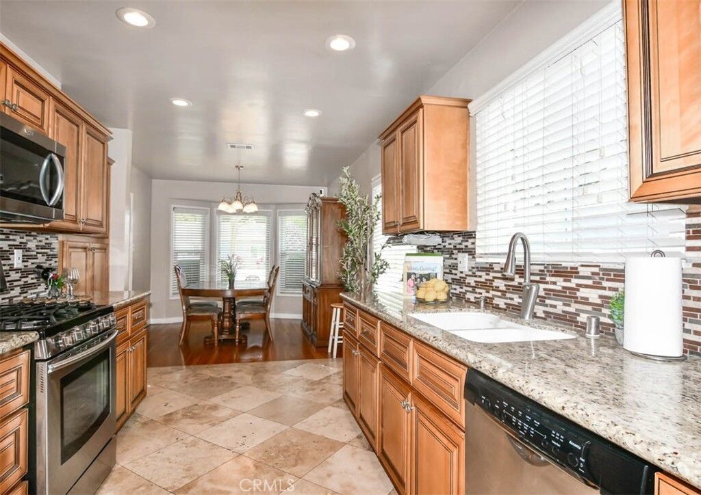 Property Photo:  3927 Lees Avenue  CA 90808 